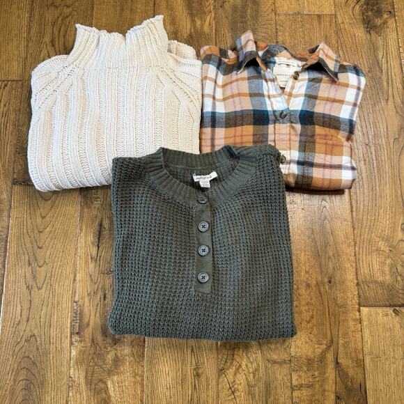 American Eagle Outfitters Tops - Lot of 3 American Eagle Long Sleeve Shirts Sweaters Womens Sz XS/S Flannel